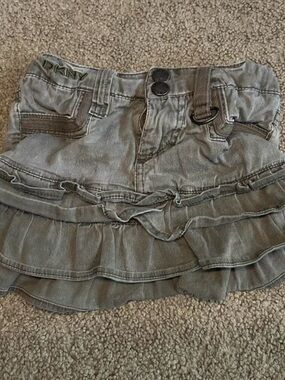 DKNY green denim skirt with ruffles, size 2T